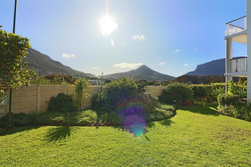 To Let 2 Bedroom Property for Rent in Beach Estate Western Cape